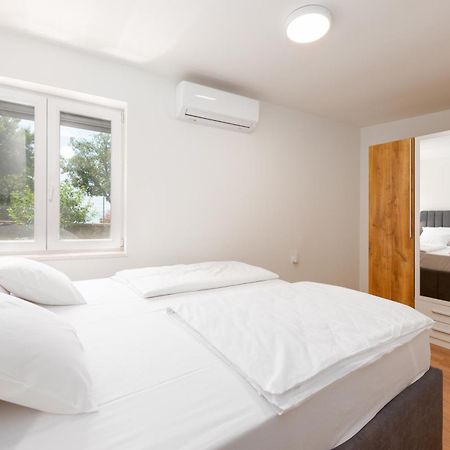 Apartman Noa Kastav Esterno foto