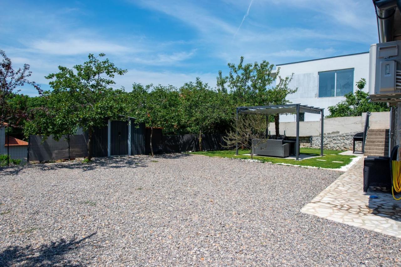 Apartman Noa Kastav Esterno foto