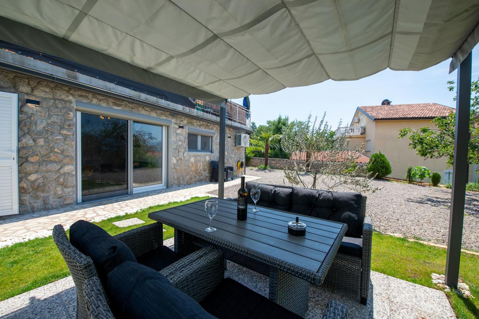 Apartman Noa Kastav Esterno foto
